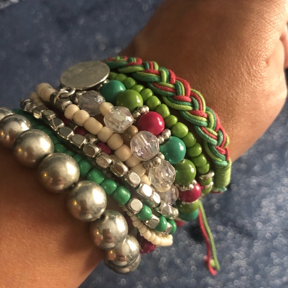 💚 Beautiful bundle of colorful fun bracelets  💚 - Picture 13 of 13